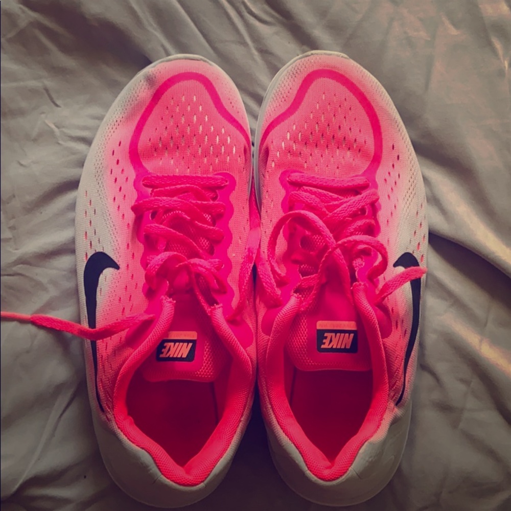 Nike flex 2017 shoes!